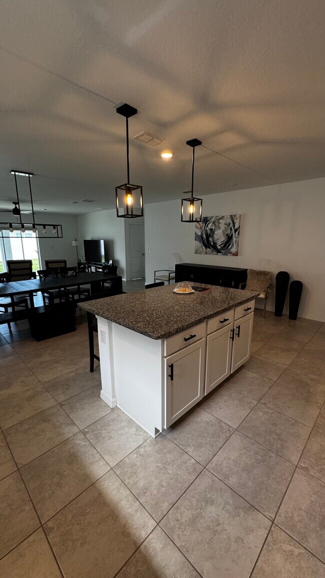 Building Photo - 9565 Summers Cay Cir