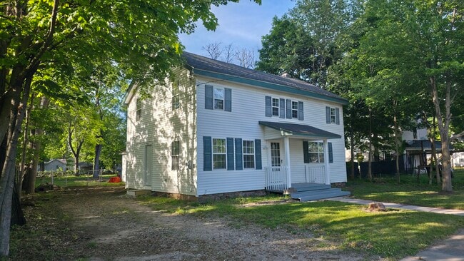 Building Photo - 88 Beckwith Dr
