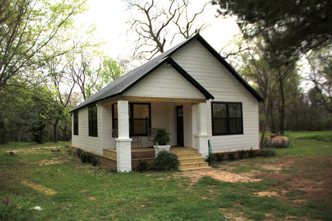 Building Photo - 1306 TX-37