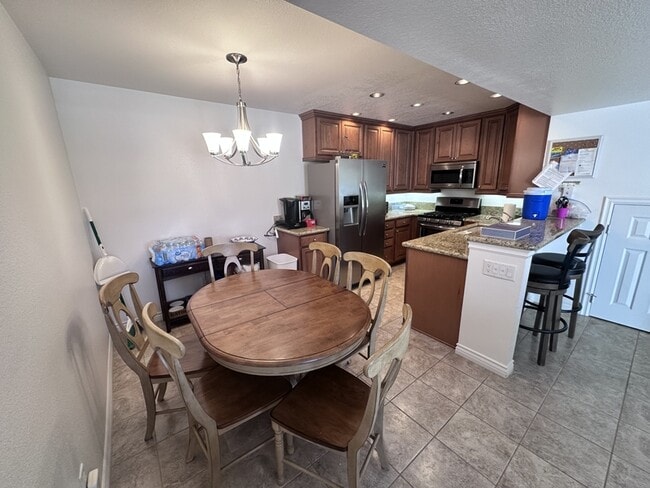 Foto del edificio - 441 Moser Ave