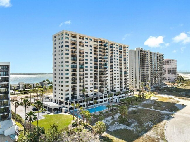 Foto del edificio - 1270 Gulf Blvd