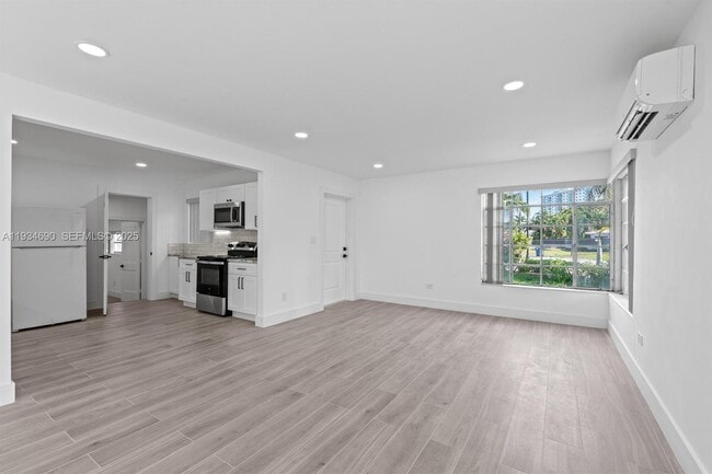 Foto del edificio - 326 191st St