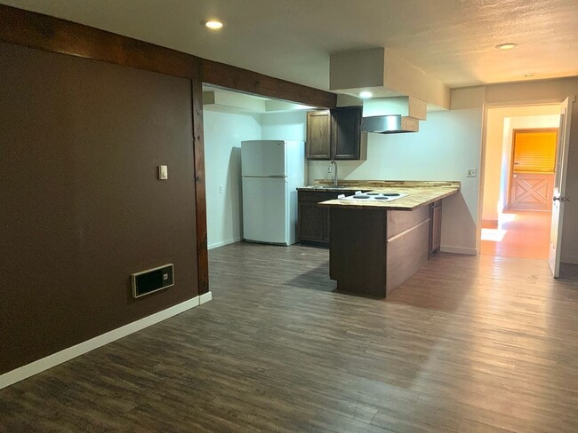 E1504 - E1504 Apartment