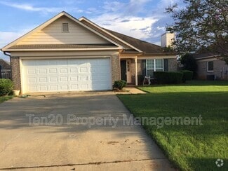 Building Photo - 8029 Silverado Dr