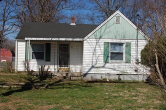 Building Photo - 913 Blue Ridge Dr