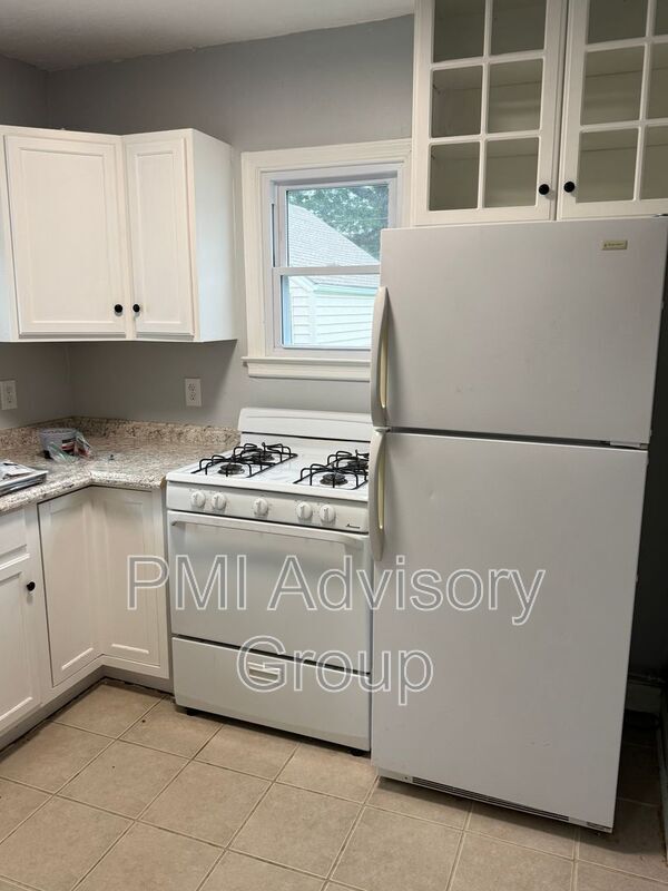 Foto del edificio - 608 SW Medford Ave