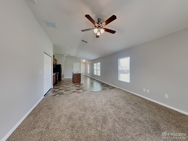 Building Photo - 8675 Julia Marie Cir