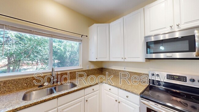 Building Photo - 4656 Canyon Wren Ln