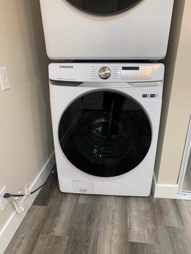 Foto del edificio - 6709 Sausalito Ave