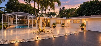 Building Photo - 6500 SW 82nd Ave