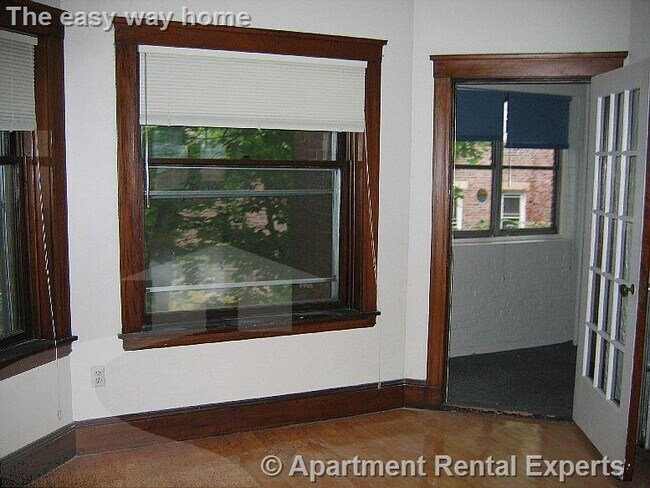 Building Photo - 5 Linnaean St