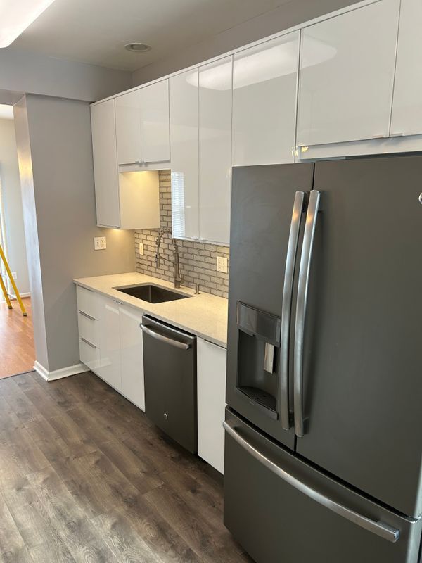 Building Photo - 22674 Woodcreek Dr