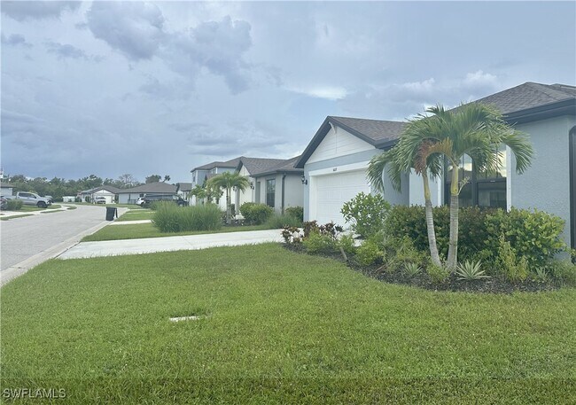 Foto del edificio - 16037 Beachberry Dr