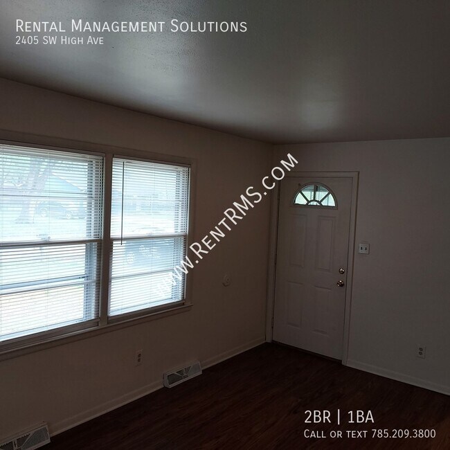 Building Photo - 2405 SW High Ave- 2 BED/1 BATH