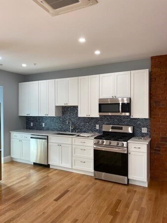 Foto del edificio - 751 E 5th St