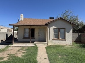 Building Photo - 365 N 20th Dr