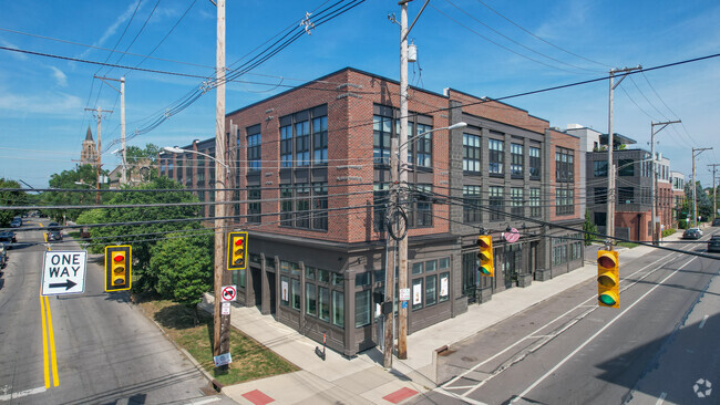 Building Photo - 869-875 N 4th St