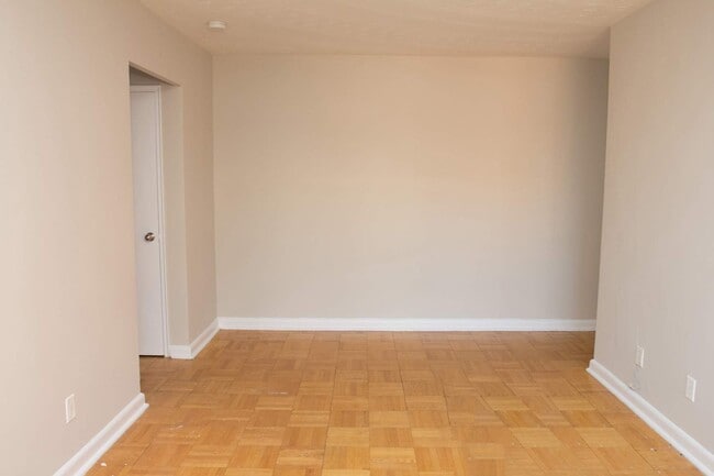 Building Photo - 65 Windermere Ave