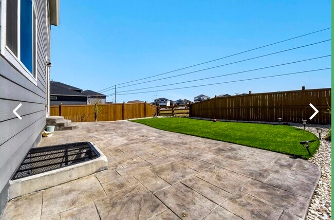 Foto del edificio - 3686 Sandy Vista Ln