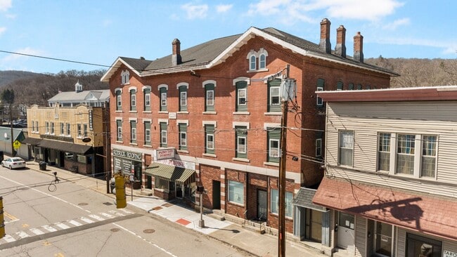 Photo - 62-70 Main St.-E Apartment