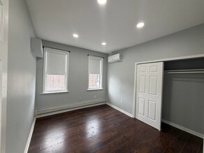 Building Photo - 1320 44th St