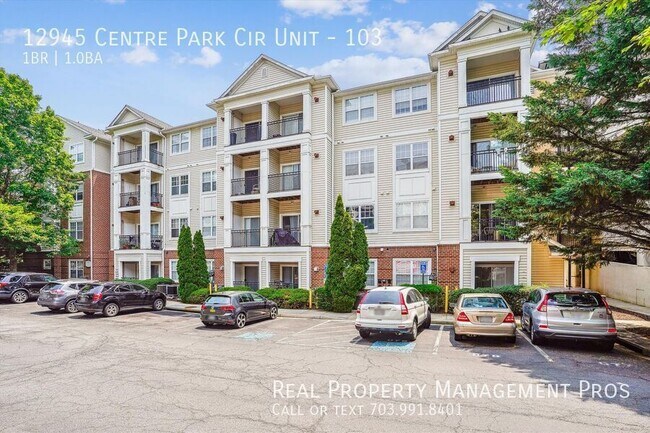 Building Photo - 12945 Centre Park Cir