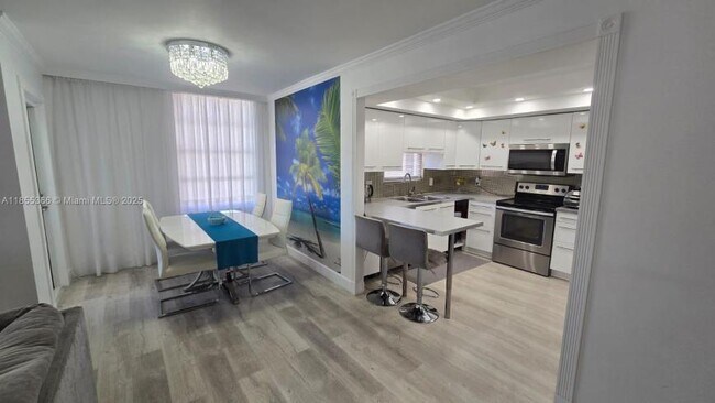 Foto del edificio - 2 bedroom in North Miami Beach FL 33179