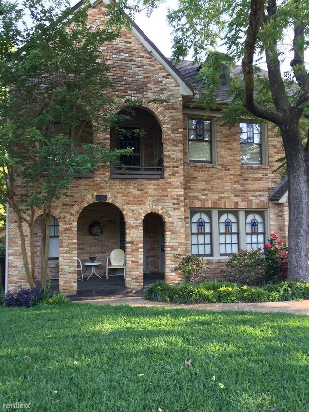 6322 Belmont Ave, Dallas, TX 75214 Townhome Rentals in Dallas TX