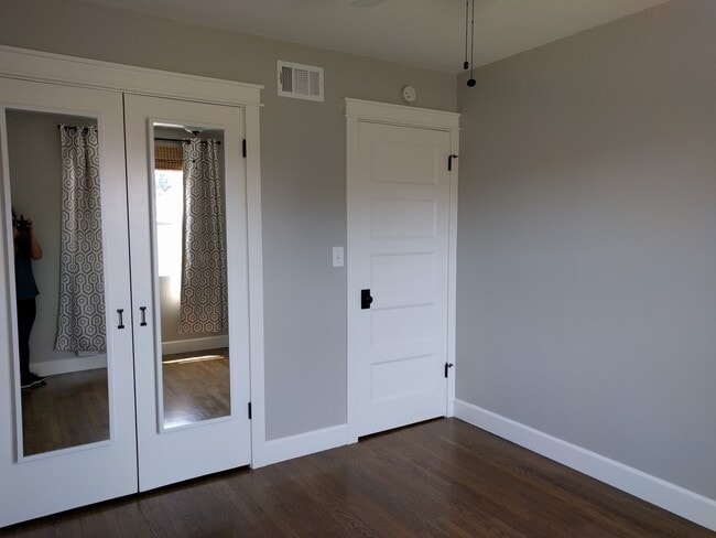 back bedroom - 8608 Harrison Way