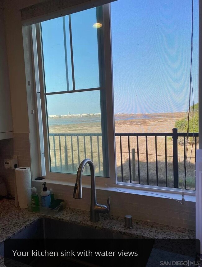 Foto del edificio - 501 Surfbird Ln