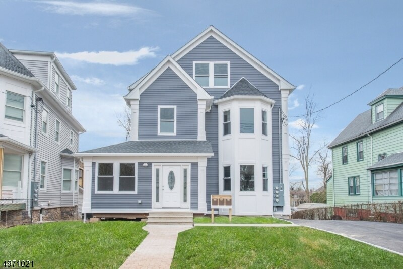 57 Elm St, Montclair, NJ 07042 Townhome Rentals in Montclair NJ