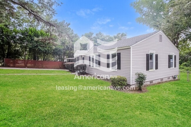 Building Photo - 217 Ferrell Dr