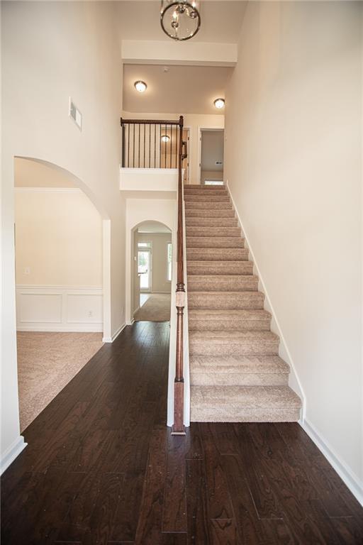 Building Photo - 5913 Krim Dr