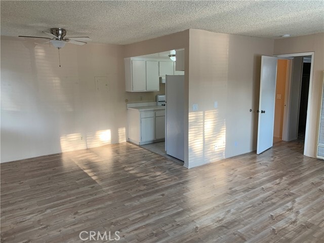 Foto del edificio - 34002 El Encanto Ave