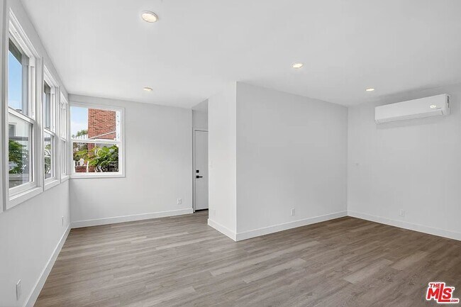 Foto del edificio - 132 S Edgemont St