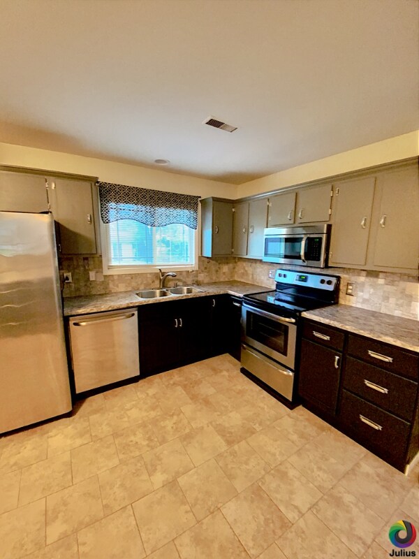Foto del edificio - 4009 Towers Rd