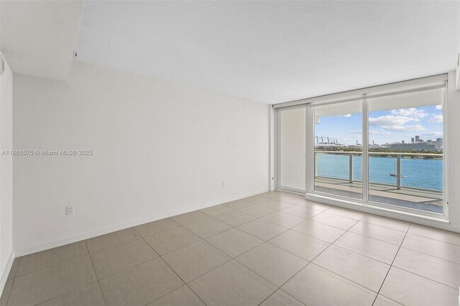 Foto del edificio - 910 West Ave