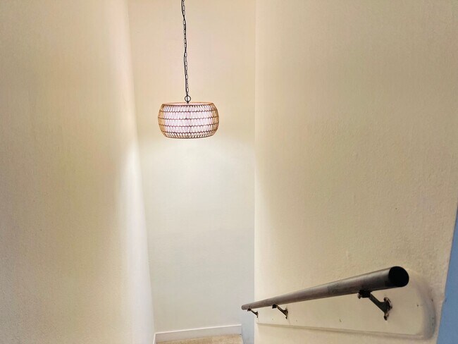 Foto del edificio - Beautiful 2 bedroom Condo