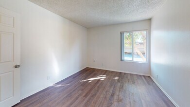 Interior Photo - Huntington Vista