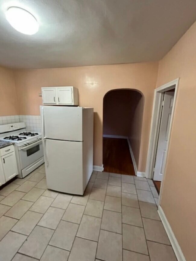 Foto del edificio - 5048 W Henderson St