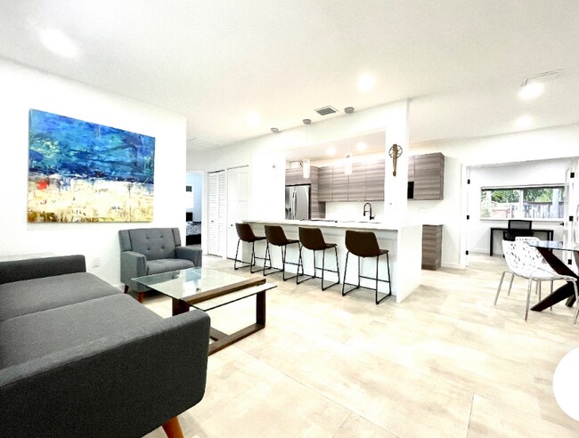 Foto del edificio - 125 NW 52nd St