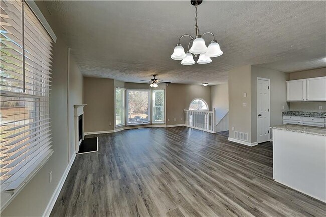 Foto del edificio - 42 Breckenridge Dr