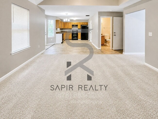 Foto del edificio - 5042 Cottage Grove Pl