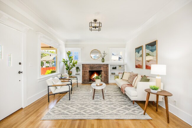 Foto del edificio - 407 Benton Wy