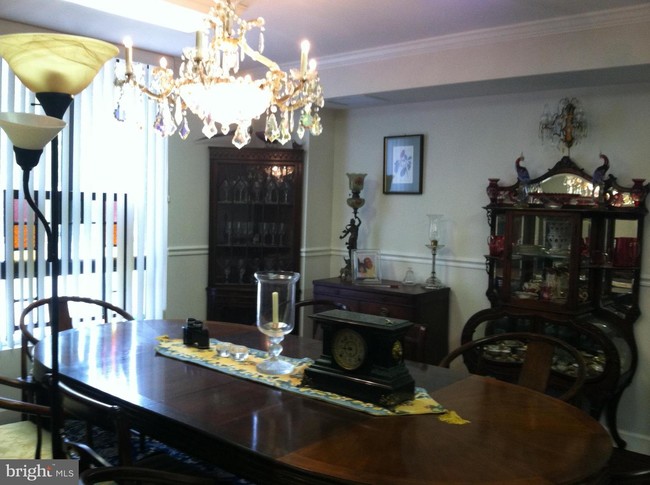 Foto del edificio - 1800 Old Meadow Rd