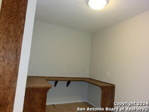 Building Photo - 15815 Pleasant Well Dr