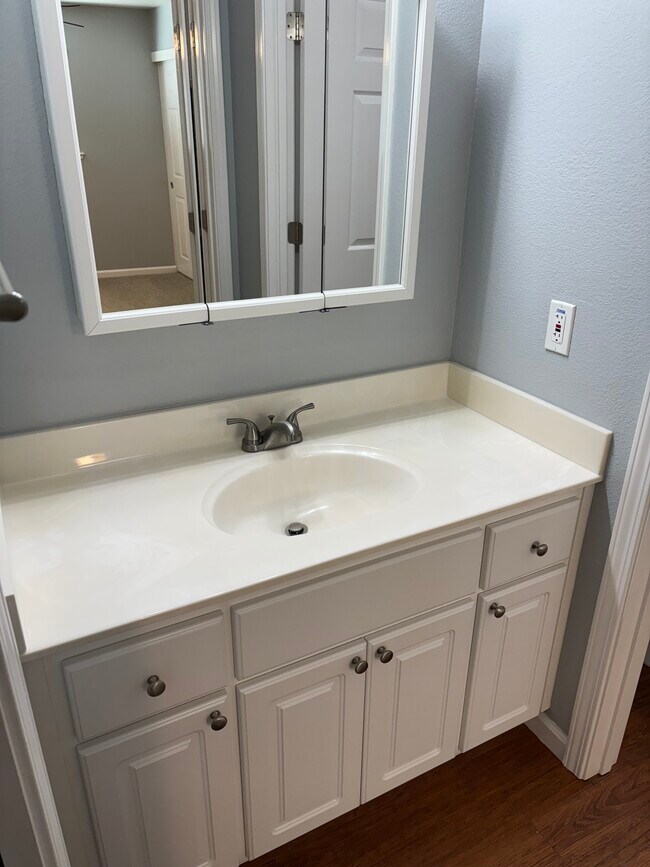 Foto del edificio - Heatherwood Apartments