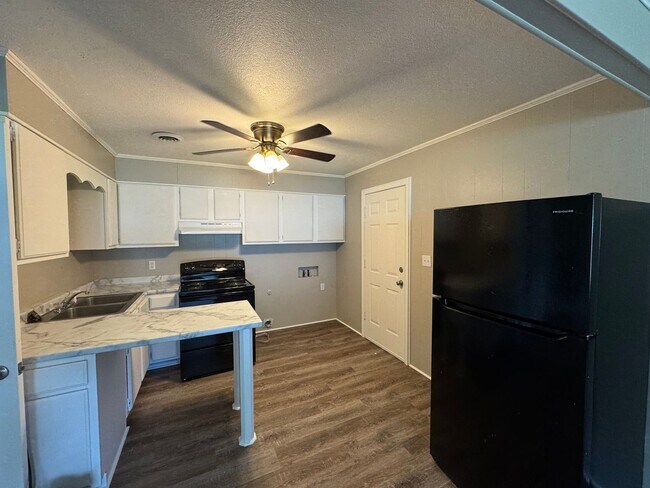 Foto del edificio - 118 Willow Ln