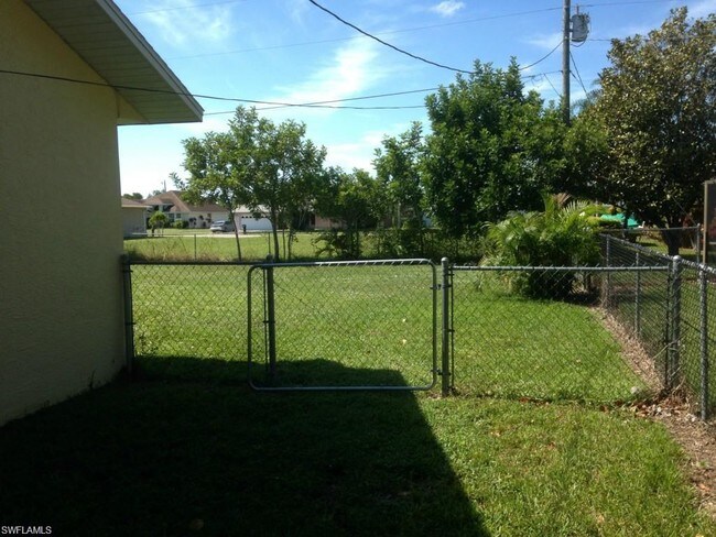 Foto del edificio - 4024 SW 5th Pl