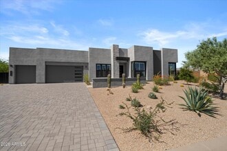 Building Photo - 13114 E Juan Tabo Rd